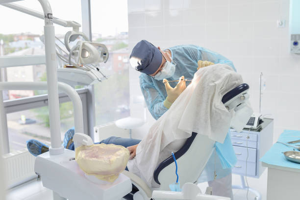Best Emergency Broken Tooth Repair in Hobart, IN